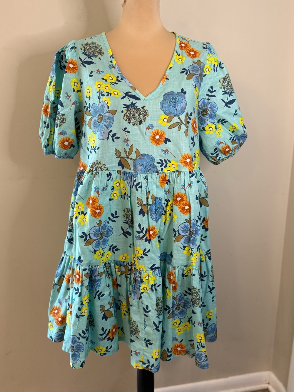a.n.a. colorful floral tiered shift dress cottage preppy SZ M